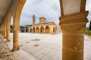 Aziz Mamas Manastırı ve İkon Müzesi